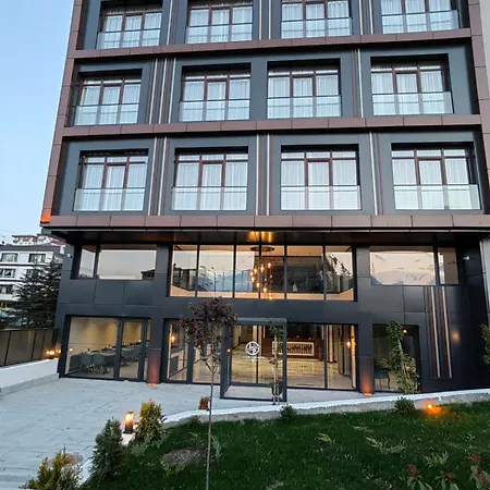 Otel Lxry Park 3*